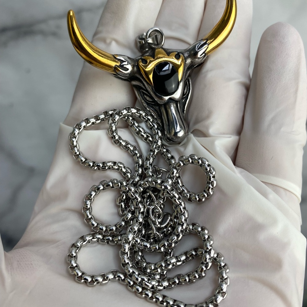 Vintage Buffalo Head Necklace